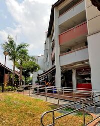 Hougang Avenue 1 (D19), Shop House #522563841
